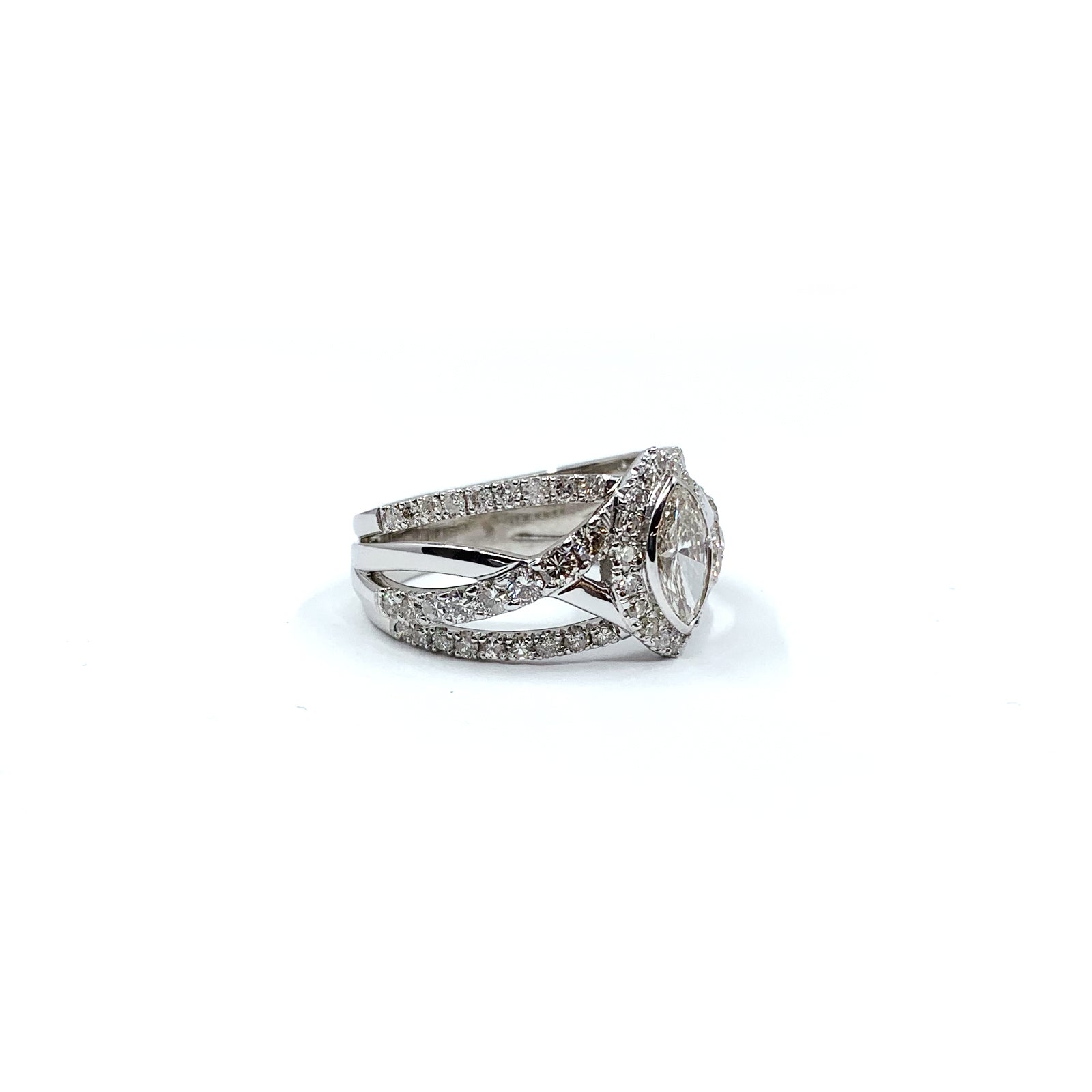 Marquise Twist Memory Ring
