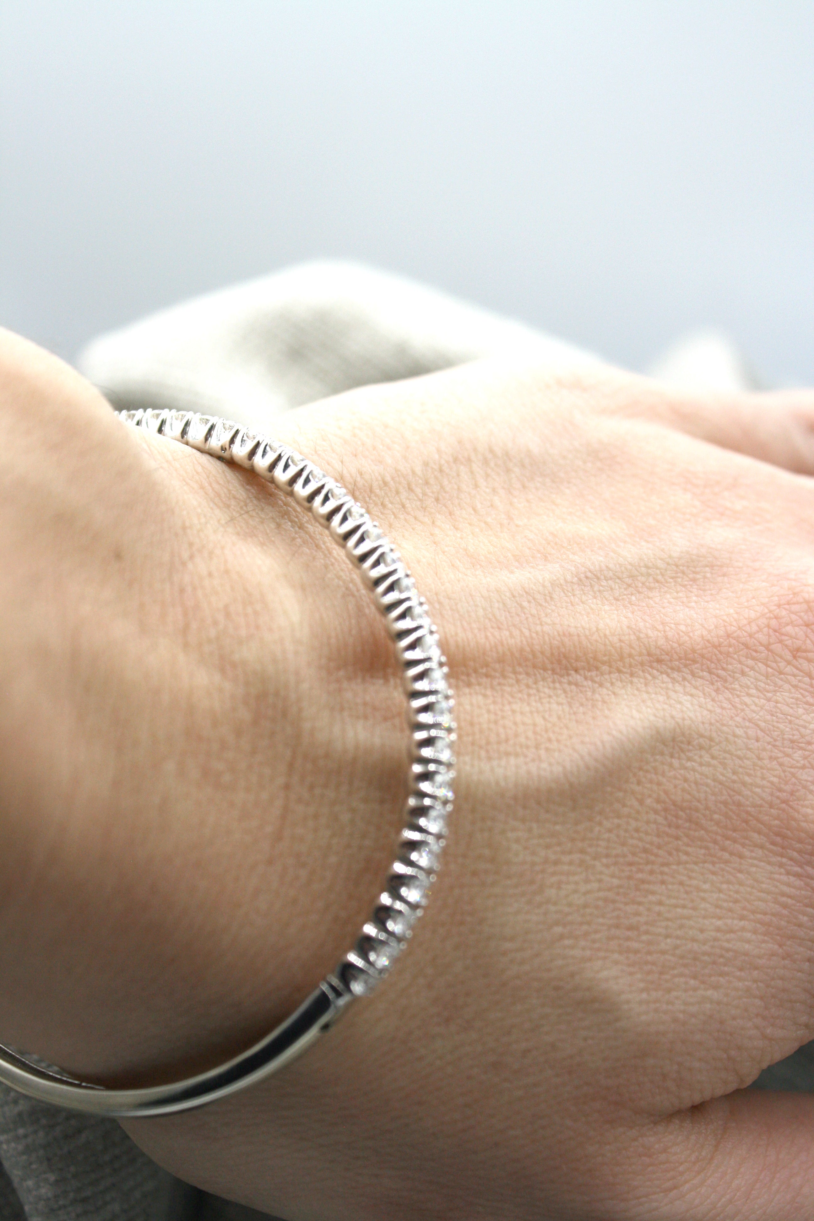 25% off all Diamond Bracelets and Bangles