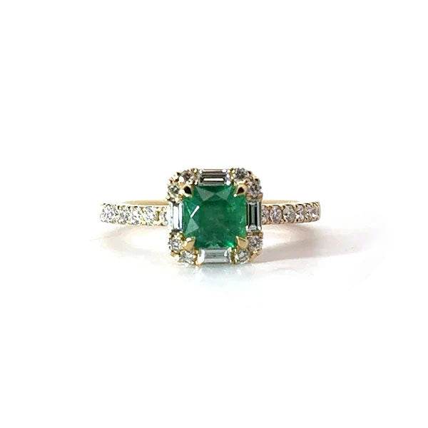 Genuine Emerald and Diamond Ring (39911)