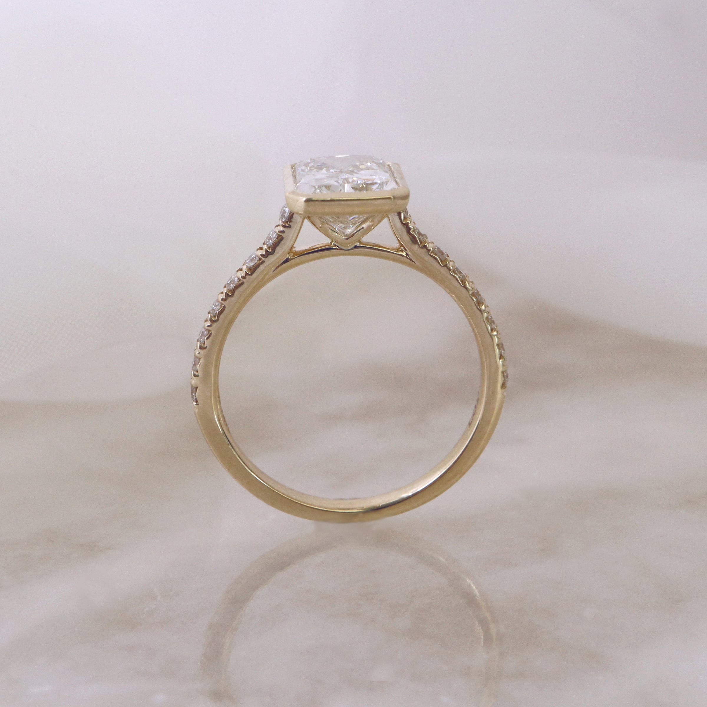 Diamond Classic Solitaire Engagement Ring - LG 2.32ct (39945)