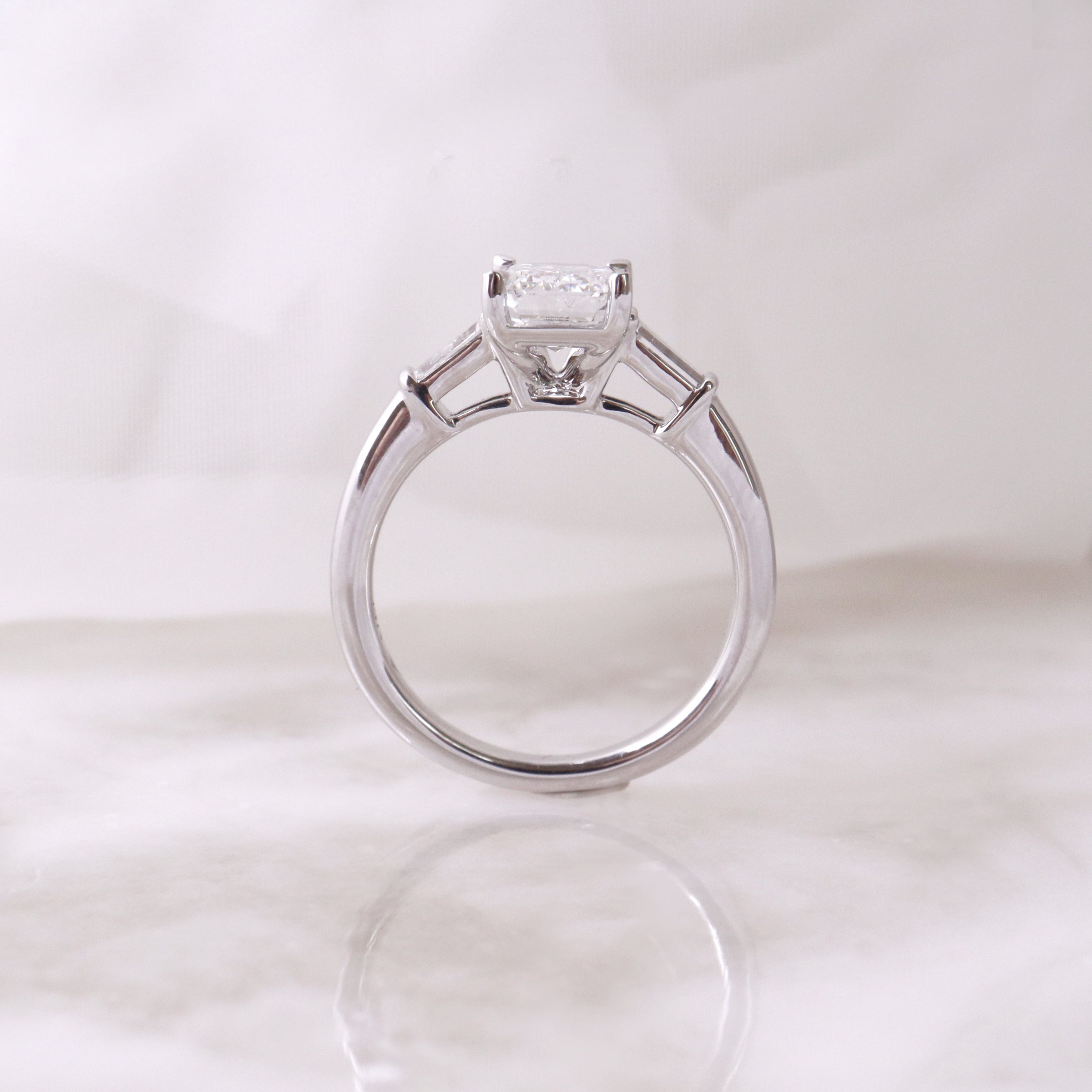 Diamond 3 Stone Engagement Ring - LG 2.47ct (40047)