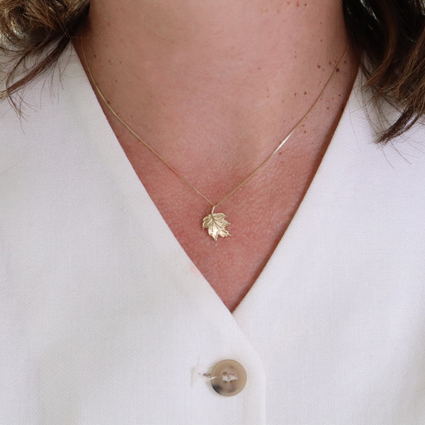Elbows Up to Cancer - Maple Leaf Charm (39635)