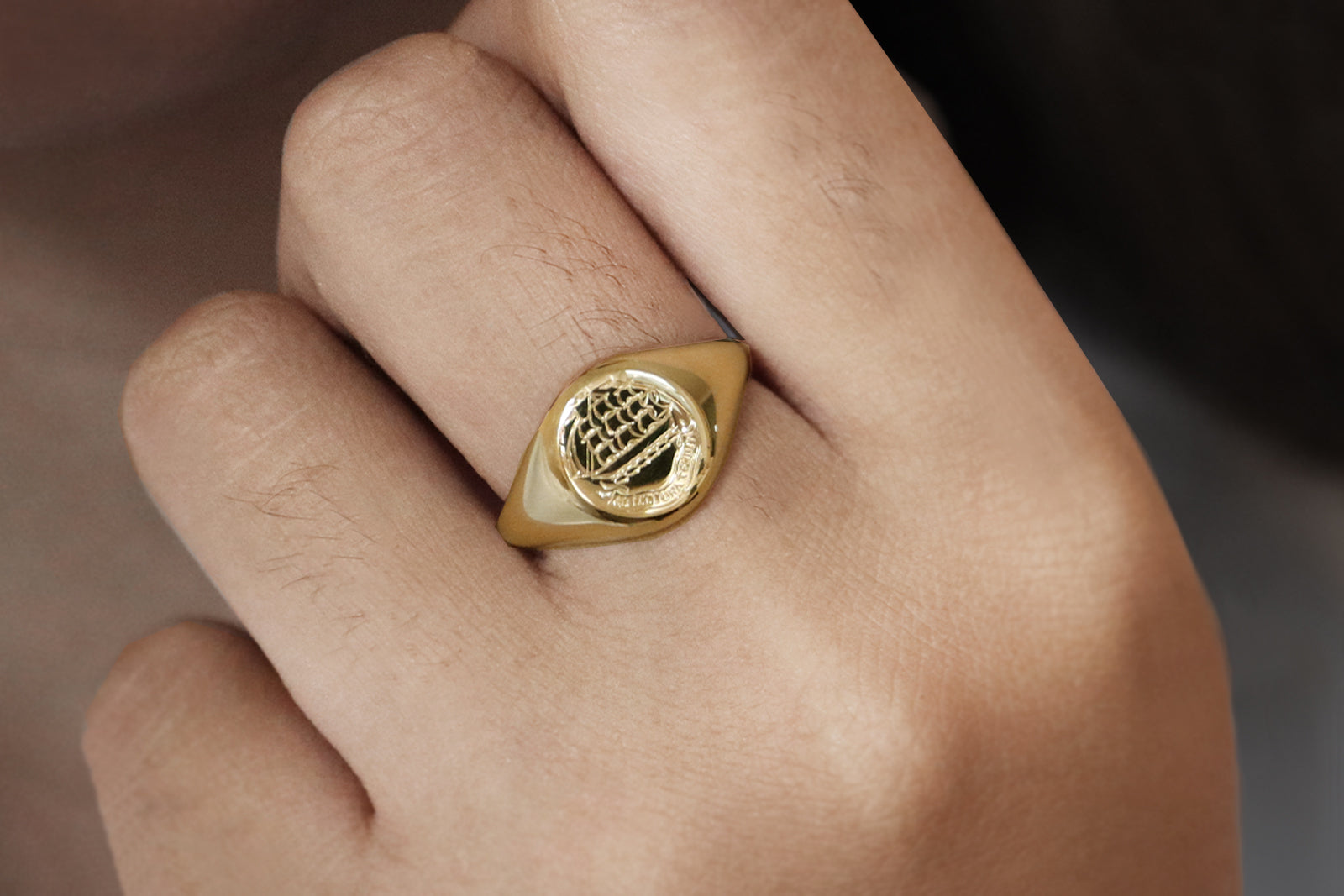 Family Signet