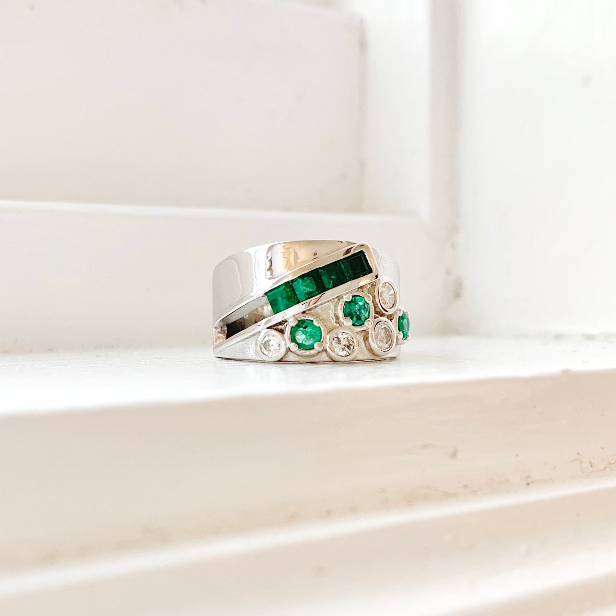 Travel Reminder Custom Ring