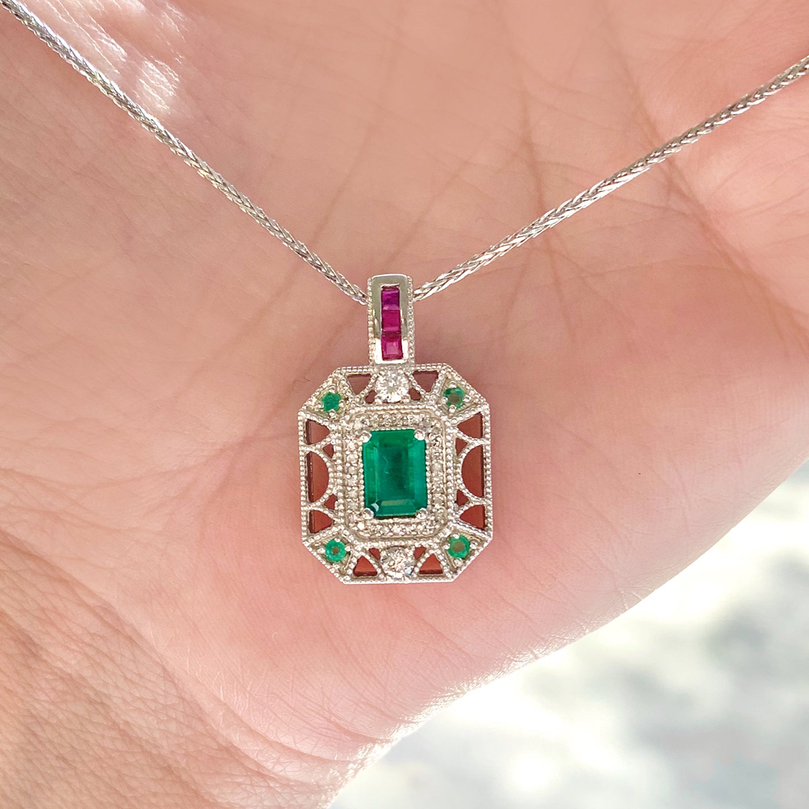 Emerald Art Deco Necklace
