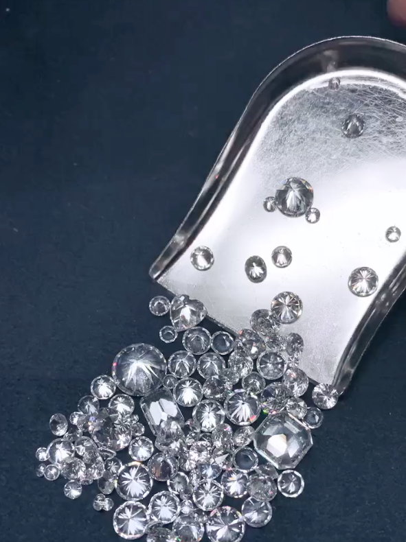 Loose Diamonds sale at Dana's