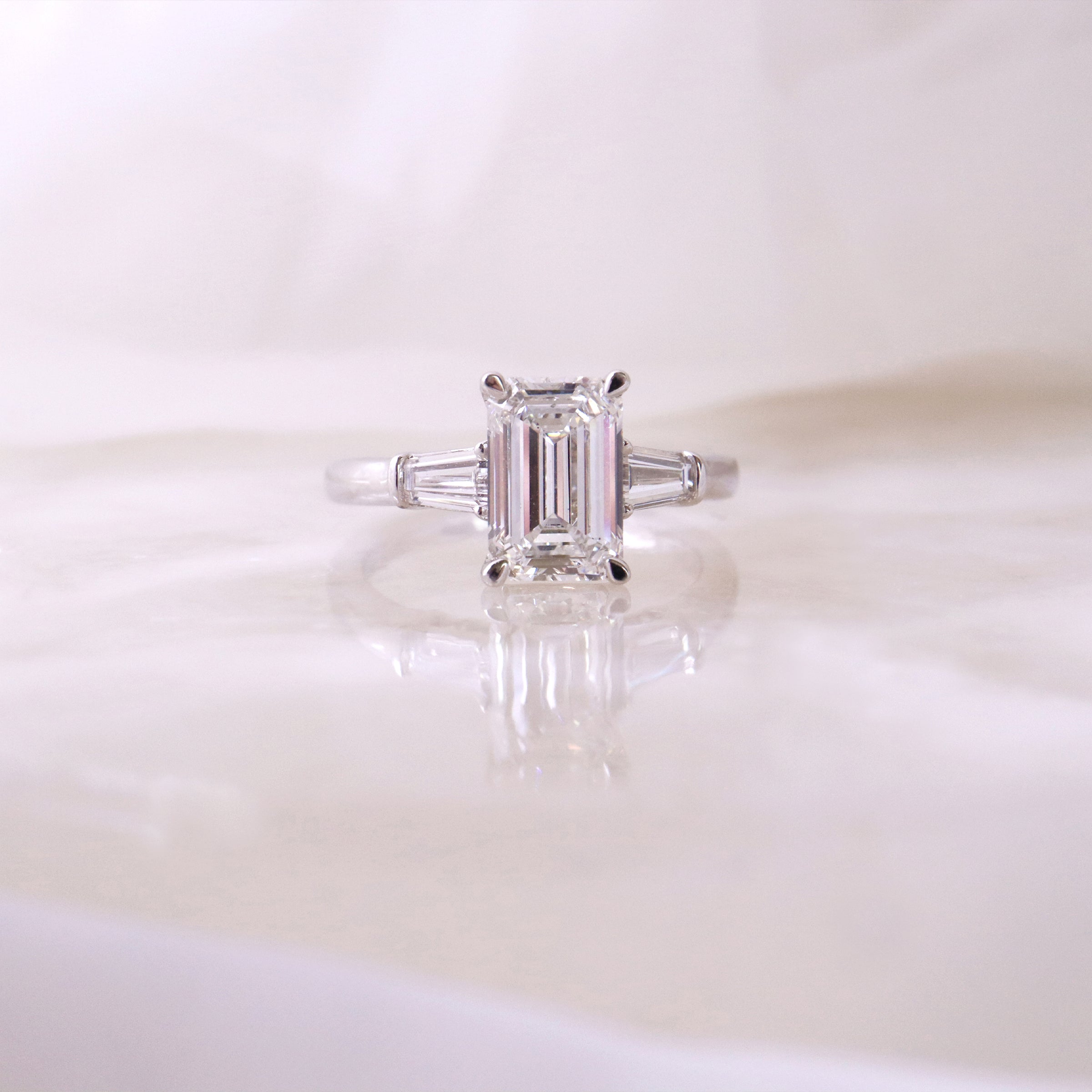 Diamond 3 Stone Engagement Ring - LG 2.47ct (40047)