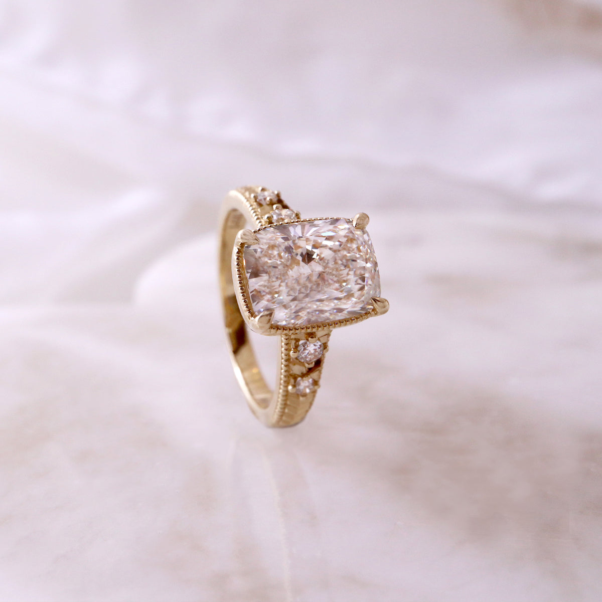 Diamond Accented Vintage Engagement Ring - LG 3.18ct (41057)