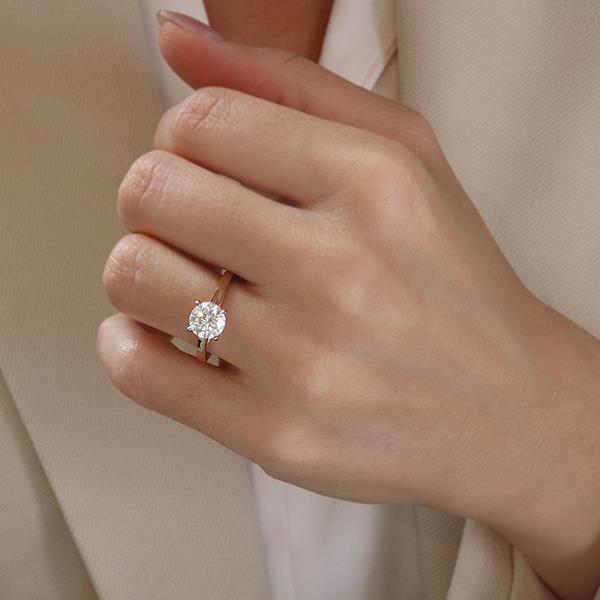 Canadian Diamond Custom Engagement Ring (31830)