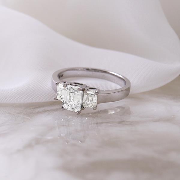 Canadian Maple Leaf 3 Stone Engagement Ring (37073)
