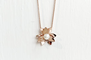 Grandmothers Pearl