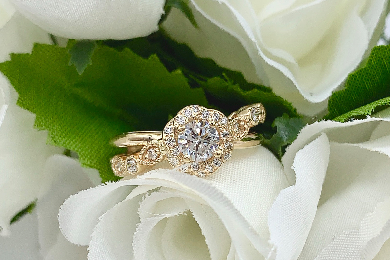 Twisted halo ring deals